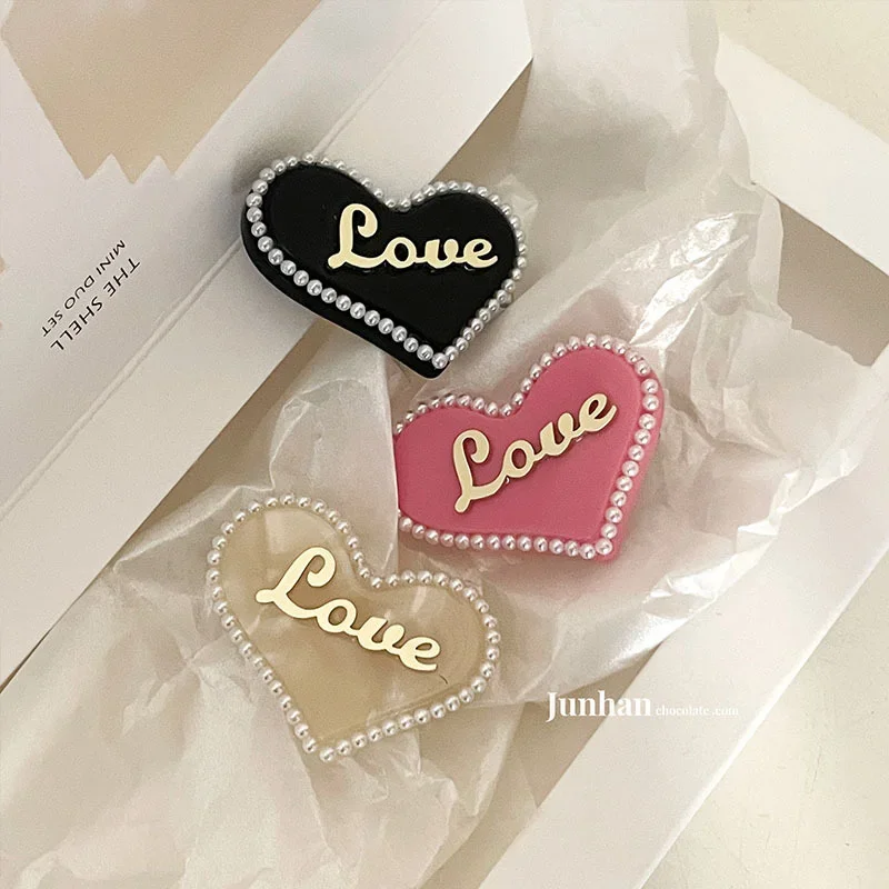Korean New Student Exquisite Pearl Heart Hair Clips Elegant Charm Colorful Acetic Acid Letter Hairpin Hair Accessories for Women
Korean New Student Exquisite Pearl Heart Hair Clips Elegant Charm Colorful Acetic Acid Letter Hairpin Hair Accessories for Women