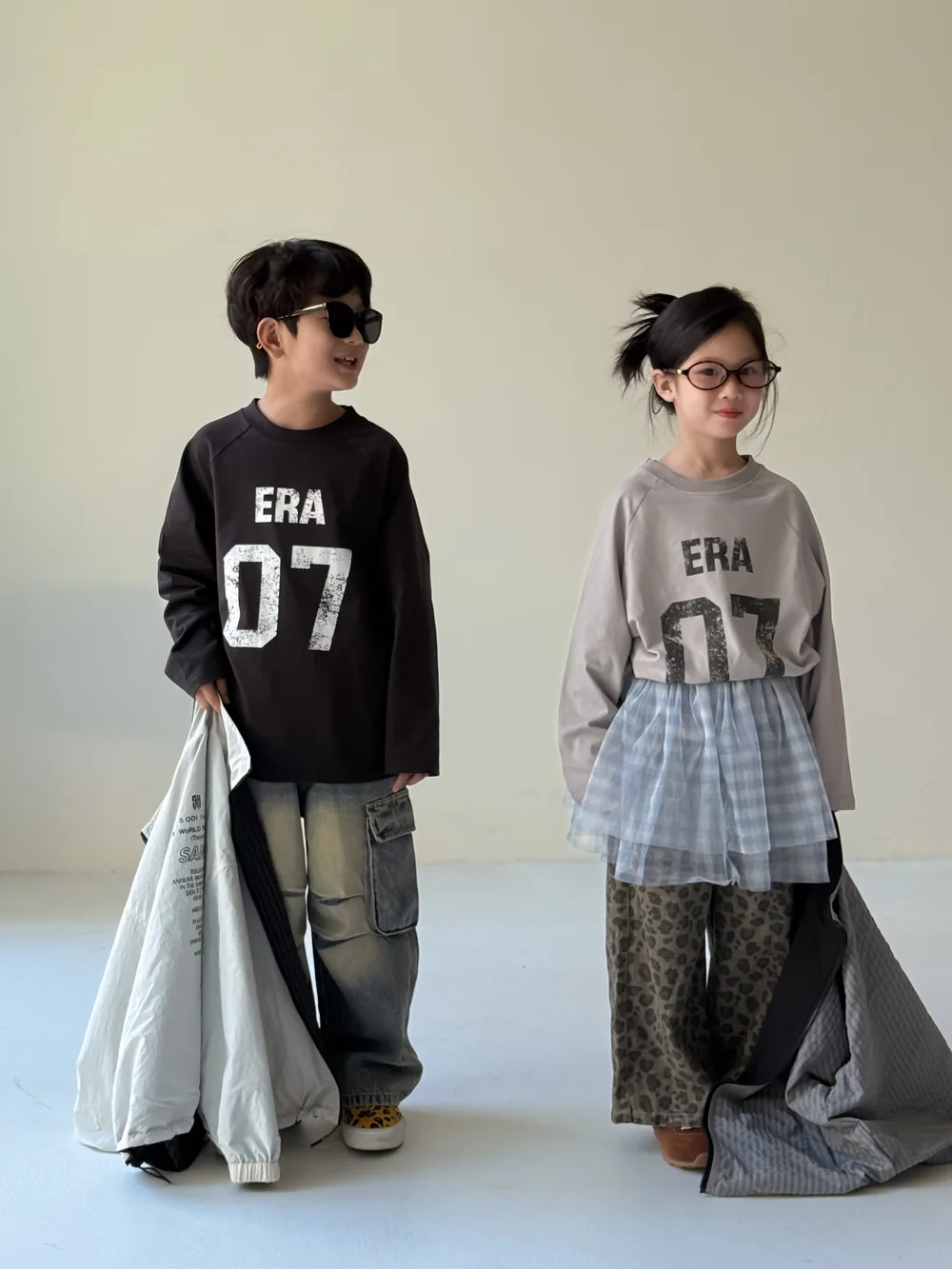 2025 Autumn New Children Long Sleeve T Shirts Cotton Boys Casual Letter Print Tee Kids Girls Loose Bottoming Tops Baby Clothes 8 Se0e653141ad5473bbbc889f8d6e7bb24i