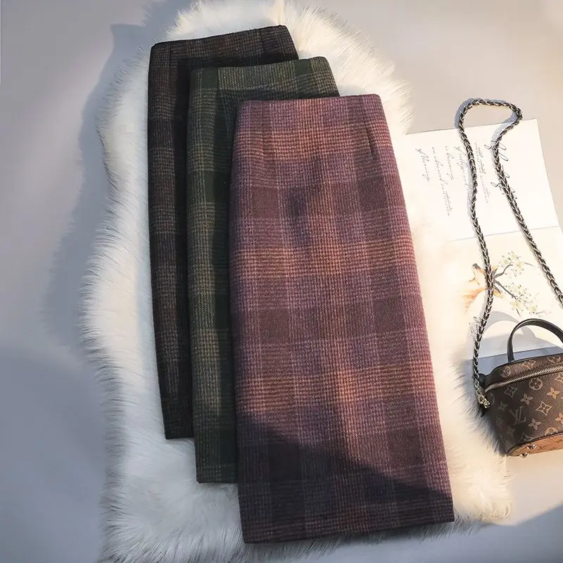 2023 Fashion Women's Autumn Winter High Waist A-line Skirts Female Long Woolen Skirts Ladies Plaid Casual Warm Skirts Y615
2023 Fashion Women's Autumn Winter High Waist A-line Skirts Female Long Woolen Skirts Ladies Plaid Casual Warm Skirts Y615