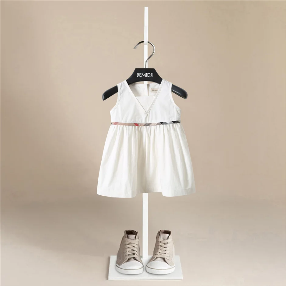 New Girls' Dress Summer 1Years 6 Years Girls Sleeveless V-Neck Dress White Princess Dress Children's Cotton Dress Kids Clothing
New Girls' Dress Summer 1Years 6 Years Girls Sleeveless V-Neck Dress White Princess Dress Children's Cotton Dress Kids Clothing