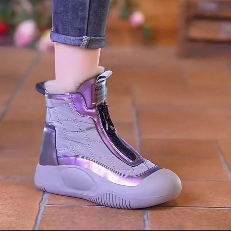 Женские ботильоны с круглым носком, женская обувь на молнии, распродажа, новинка 2024, Короткие Плюшевые ботинки, зимние однотонные современные ботинки на плоской подошве
Женские ботильоны с круглым носком, женская обувь на молнии, распродажа, новинка 2024, Короткие Плюшевые ботинки, зимние однотонные современные ботинки на плоской подошве