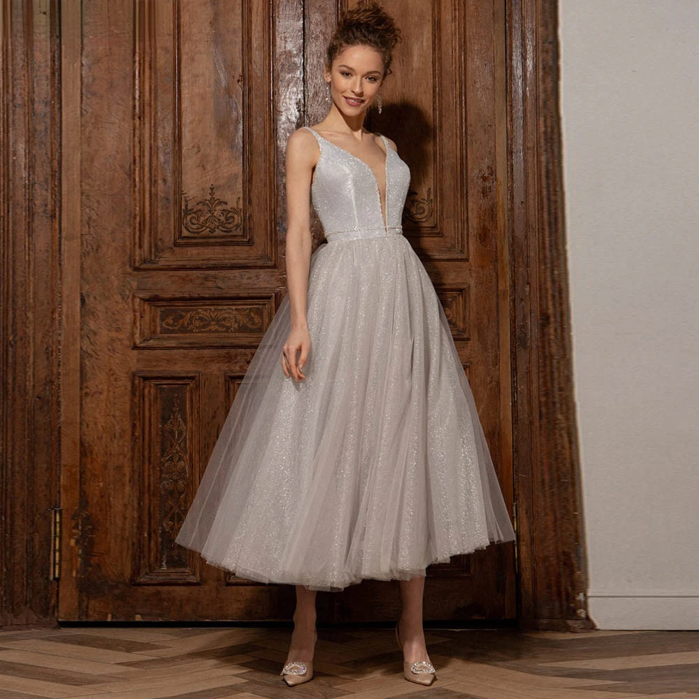 Tea Length Deep V-Neck Prom Dresses 2023 for Wedding Guest Party Sexy Spaghetti Straps Backless A-Line Celebrity Evening Gowns
Tea Length Deep V-Neck Prom Dresses 2023 for Wedding Guest Party Sexy Spaghetti Straps Backless A-Line Celebrity Evening Gowns