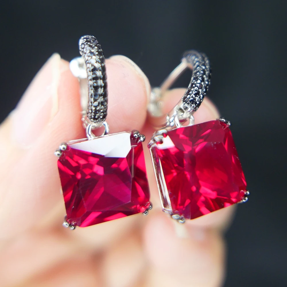 925 Sterling Silver 12mm Cushion Cut Lab emerald Ruby Diamond Hanging Earrings With Black /Red stones Fine Jewelry wholesale
925 Sterling Silver 12mm Cushion Cut Lab emerald Ruby Diamond Hanging Earrings With Black /Red stones Fine Jewelry wholesale