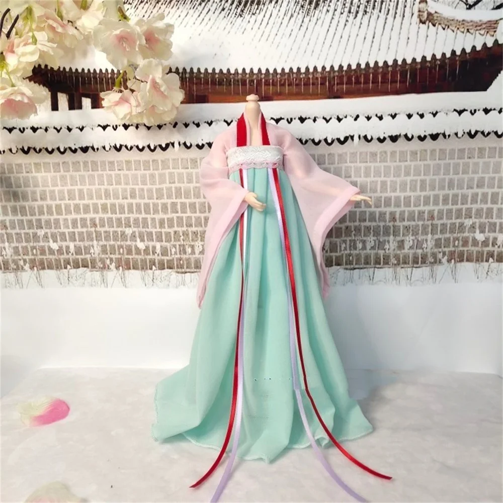 Customize Long Dress 1/6 Scale Female Hanfu Chinese Ancient Robe Loose Clothes Model Fit 30cm BJD Soldier Action Figure Body
Customize Long Dress 1/6 Scale Female Hanfu Chinese Ancient Robe Loose Clothes Model Fit 30cm BJD Soldier Action Figure Body