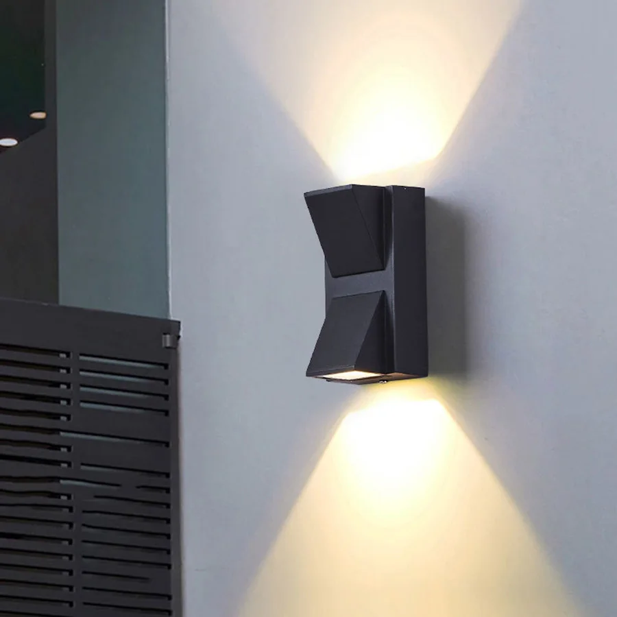 Thrisdar Outdoor Up Down LED Wall Lamp Waterproof Building Exterior Gate Balcony Garden Asile Wall Sconce Villa Porch Wall Light
Thrisdar Outdoor Up Down LED Wall Lamp Waterproof Building Exterior Gate Balcony Garden Asile Wall Sconce Villa Porch Wall Light