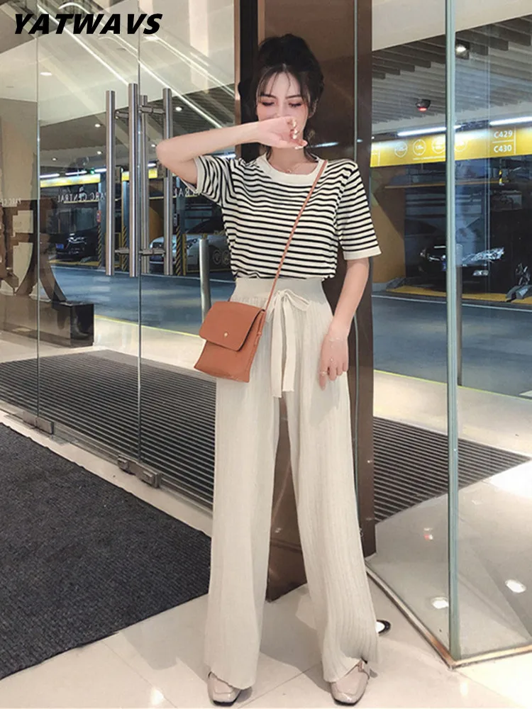 Knitting Casual Set Summer Women Short Sleeve Stripe Knit Pullover Top+Chic Elastic Waist Wide Leg Long Pants Female 2 Pcs Suit
Knitting Casual Set Summer Women Short Sleeve Stripe Knit Pullover Top+Chic Elastic Waist Wide Leg Long Pants Female 2 Pcs Suit
