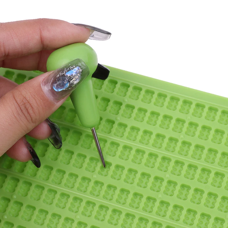 1Set 9 Lines 30 Cells Practical School Plastic Braille Portable Writing Slate With Stylus
1Set 9 Lines 30 Cells Practical School Plastic Braille Portable Writing Slate With Stylus