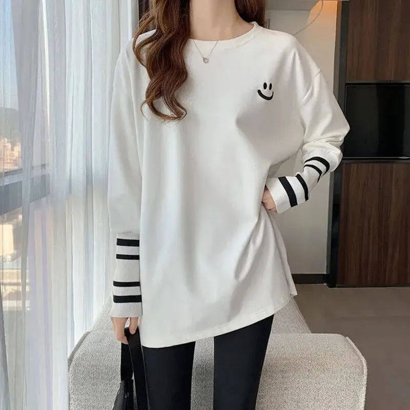 Fashion Striped Knitted Patchwork Loose Women T Shirts O-neck Long Sleeved Casual Tops Tees 2023 New Spring White Cotton tshirt
Fashion Striped Knitted Patchwork Loose Women T Shirts O-neck Long Sleeved Casual Tops Tees 2023 New Spring White Cotton tshirt