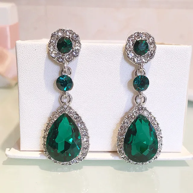 Boucles d'oreilles en pierre de cristal verte coréenne pour femmes, bijoux de fête à la mode, strass géométrique 1