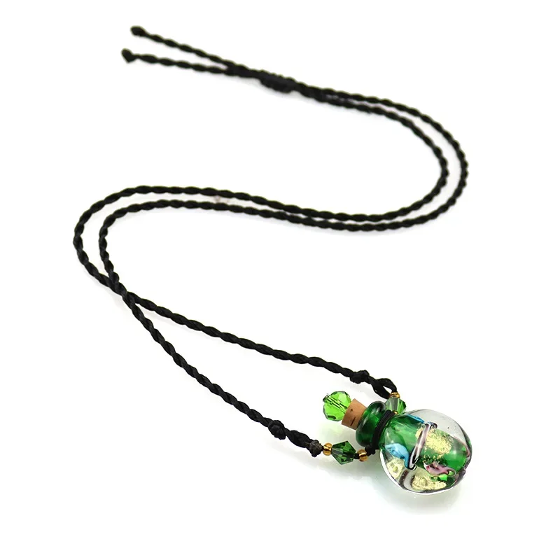 Glass Perfume Bottle Necklace DIY Essential Oil Fragrance Pendant Portable Enhancer Women's Sweater Chain Jewelry Gifts
Glass Perfume Bottle Necklace DIY Essential Oil Fragrance Pendant Portable Enhancer Women's Sweater Chain Jewelry Gifts