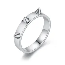 Anti-wolf Ring Three Acute Angle Self-defense Ring Durable Titanium Steel Electroplating Exquisite Jewelry Self-defense Tool
Anti-wolf Ring Three Acute Angle Self-defense Ring Durable Titanium Steel Electroplating Exquisite Jewelry Self-defense Tool