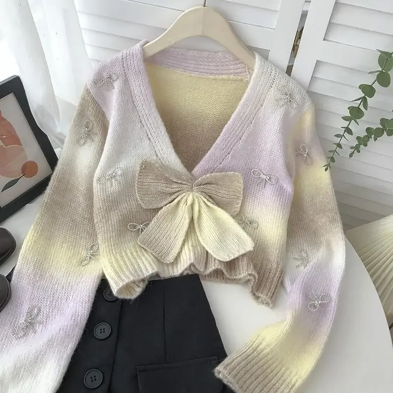 Japanese Style Pink Bow Colorful Knit Women Sweaters Korean Sweet V Neck Long Sleeve Pullovers New Autumn Winter Elegant Jumpers
Japanese Style Pink Bow Colorful Knit Women Sweaters Korean Sweet V Neck Long Sleeve Pullovers New Autumn Winter Elegant Jumpers