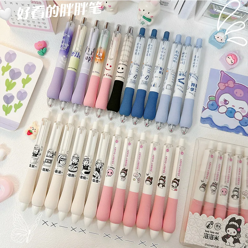 Новинка гелевая ручка Sanrio 12 шт. декомпрессионная комфортная лоромид Xiaobudu губка декомпрессионная большая головка ручка канцелярские принадлежности оптовая продажа подарок
Новинка гелевая ручка Sanrio 12 шт. декомпрессионная комфортная лоромид Xiaobudu губка декомпрессионная большая головка ручка канцелярские принадлежности оптовая продажа подарок