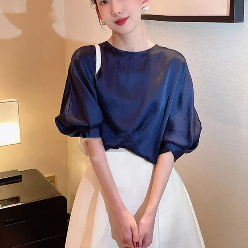 Luxury Tibetan Blue Stunning Spring Women New Round Neck Quarter Sleeves Shirt Solid Color Elegant Puff Sleeve Office Lady Tops
Luxury Tibetan Blue Stunning Spring Women New Round Neck Quarter Sleeves Shirt Solid Color Elegant Puff Sleeve Office Lady Tops