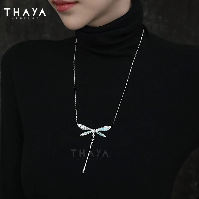 Thaya, оригинальный дизайн, женское ожерелье, стрекоза, ожерелье с животными, винтажная подвеска, ожерелье для женщин, Кристальное ювелирное изделие, подарок на день рождения
Thaya, оригинальный дизайн, женское ожерелье, стрекоза, ожерелье с животными, винтажная подвеска, ожерелье для женщин, Кристальное ювелирное изделие, подарок на день рождения