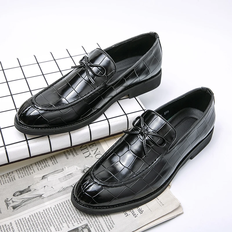 Fashion Crocodile Pattern Men Oxford Shoes New Outdoor Casual Business Shoes Black Elegant Mens Shoes Plus Size 38-46 Moccasins
Fashion Crocodile Pattern Men Oxford Shoes New Outdoor Casual Business Shoes Black Elegant Mens Shoes Plus Size 38-46 Moccasins