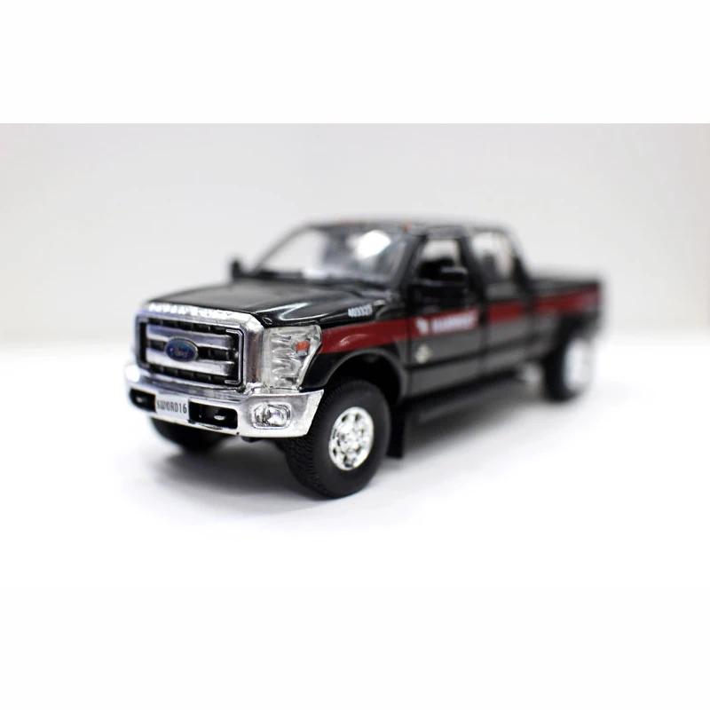 Diecast Alloy 1:50 Ford F250 Pickup Truck MAMMOET Painting Black Car Model Classic Adult Collection Gift Display
Diecast Alloy 1:50 Ford F250 Pickup Truck MAMMOET Painting Black Car Model Classic Adult Collection Gift Display