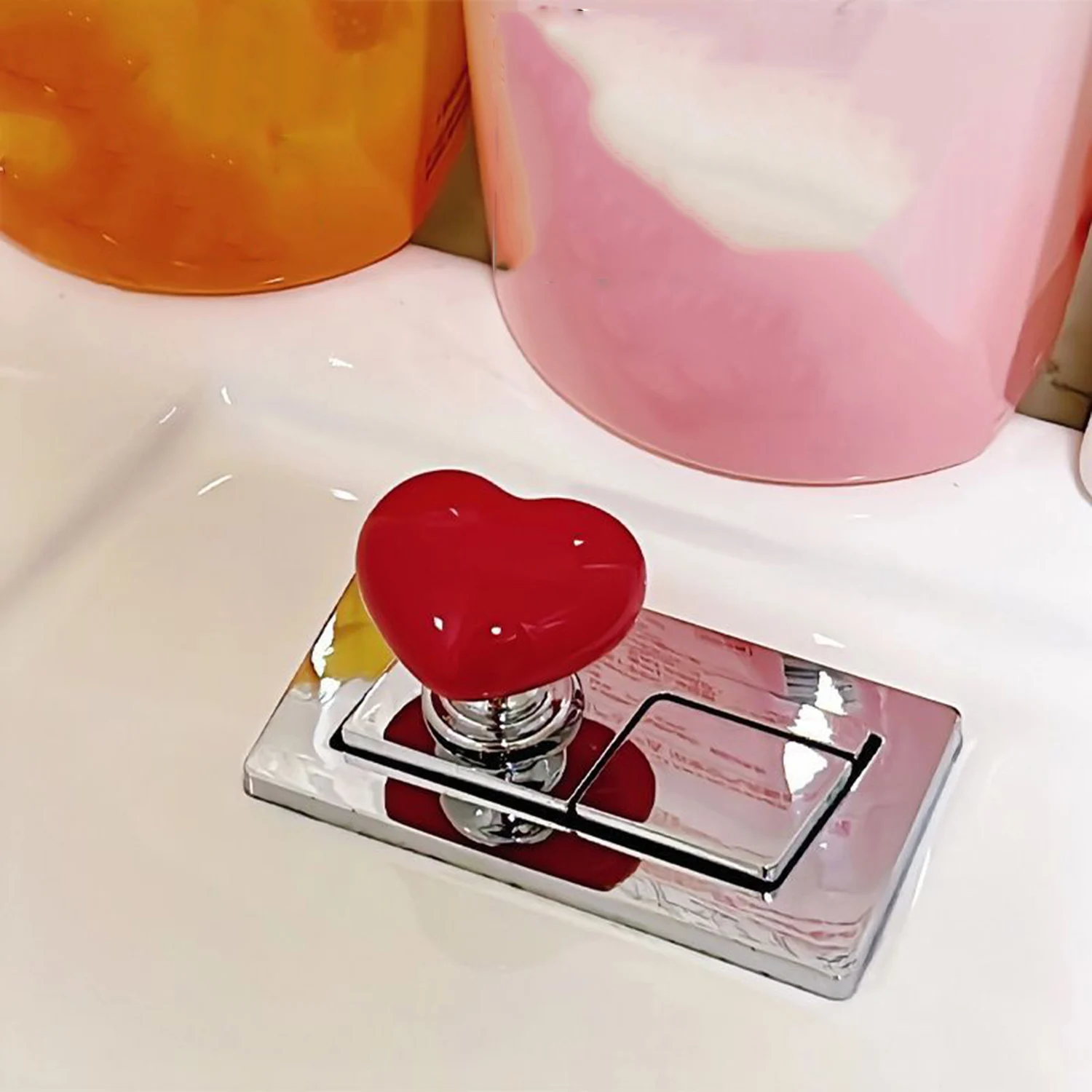 1pcs Heart Shaped Toilet Press Button Creative Toilet Tank Button Heart Shaped Button Push Switch Toilet Bathing Room Tools
1pcs Heart Shaped Toilet Press Button Creative Toilet Tank Button Heart Shaped Button Push Switch Toilet Bathing Room Tools