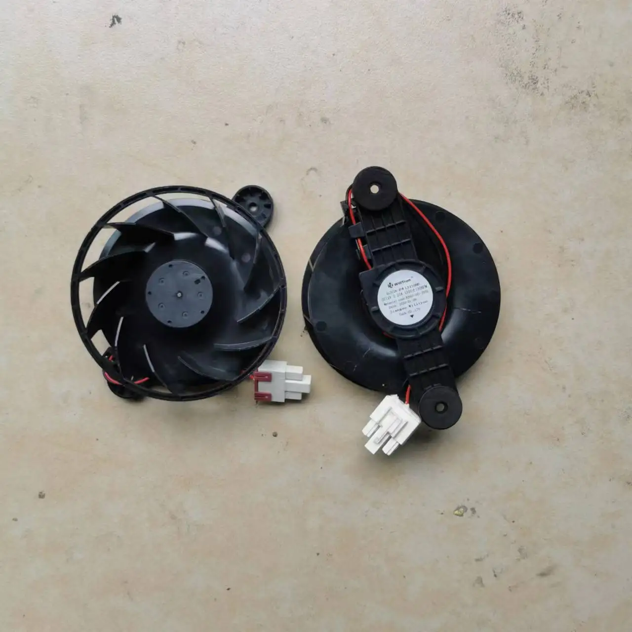 

Suitable for Skyworth refrigerator BCD-178/186/WY/CC185W fan motor HTG11030S12L