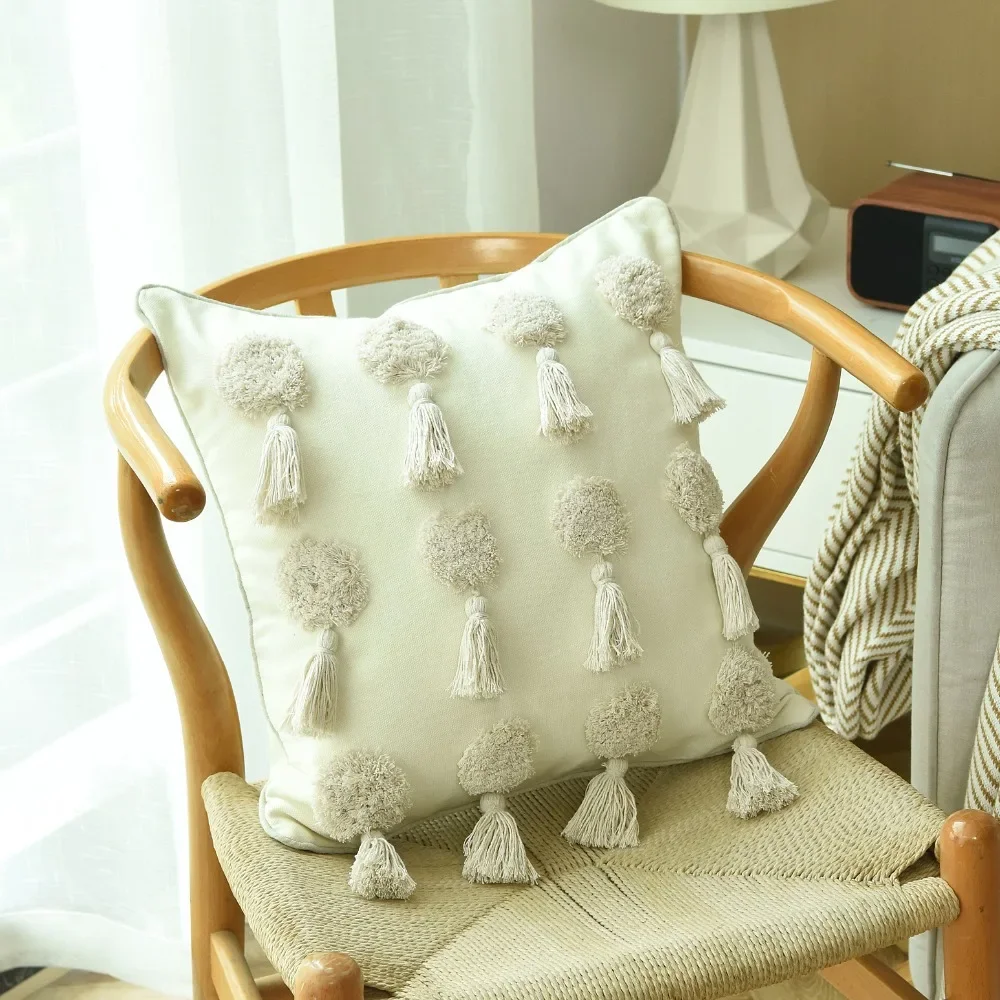 Handmade Luxury Cushion Cover Ivory Dots Tassels Boho Style Moroccan Pillow Cover 45x45cm Home Decorative for Living Room Sofa
Handmade Luxury Cushion Cover Ivory Dots Tassels Boho Style Moroccan Pillow Cover 45x45cm Home Decorative for Living Room Sofa