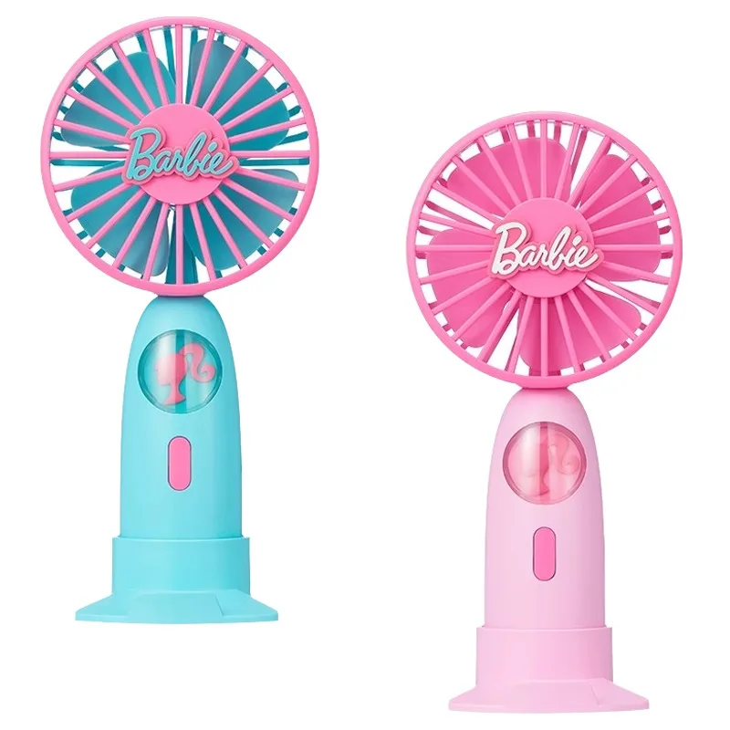 Miniso аниме мультфильм серия Барби милый портативный Электрический вентилятор Kawaii настольные декоративные украшения USB тихий веер подарки для девочек
Miniso аниме мультфильм серия Барби милый портативный Электрический вентилятор Kawaii настольные декоративные украшения USB тихий веер подарки для девочек