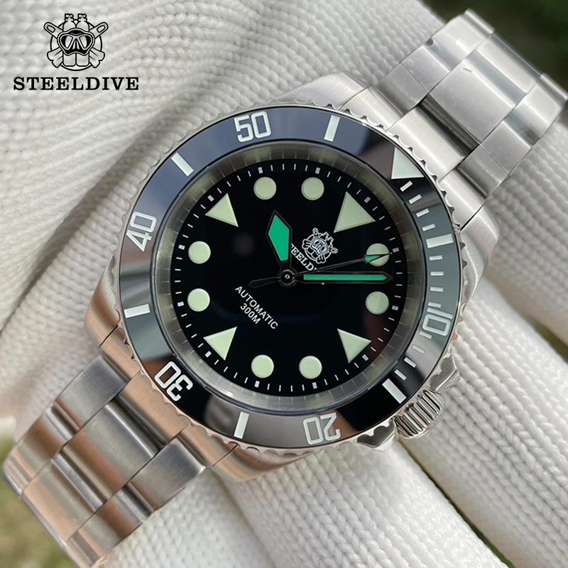 STEELDIVE 41MM Men Watches NH35 Automatic Mechanical Ceramic Bezel Sapphire 300M Water Resistant Stainless Diver Men Wristwatch
STEELDIVE 41MM Men Watches NH35 Automatic Mechanical Ceramic Bezel Sapphire 300M Water Resistant Stainless Diver Men Wristwatch