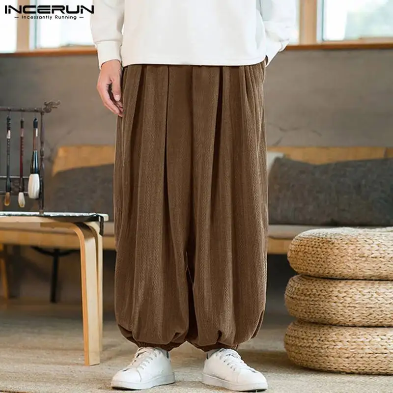 

INCERUN 2023 Новинка мужские брюки в китайском стиле вельветовые свободные текстурированные Брюки повседневные Простые уличные брюки с широкими штанинами
