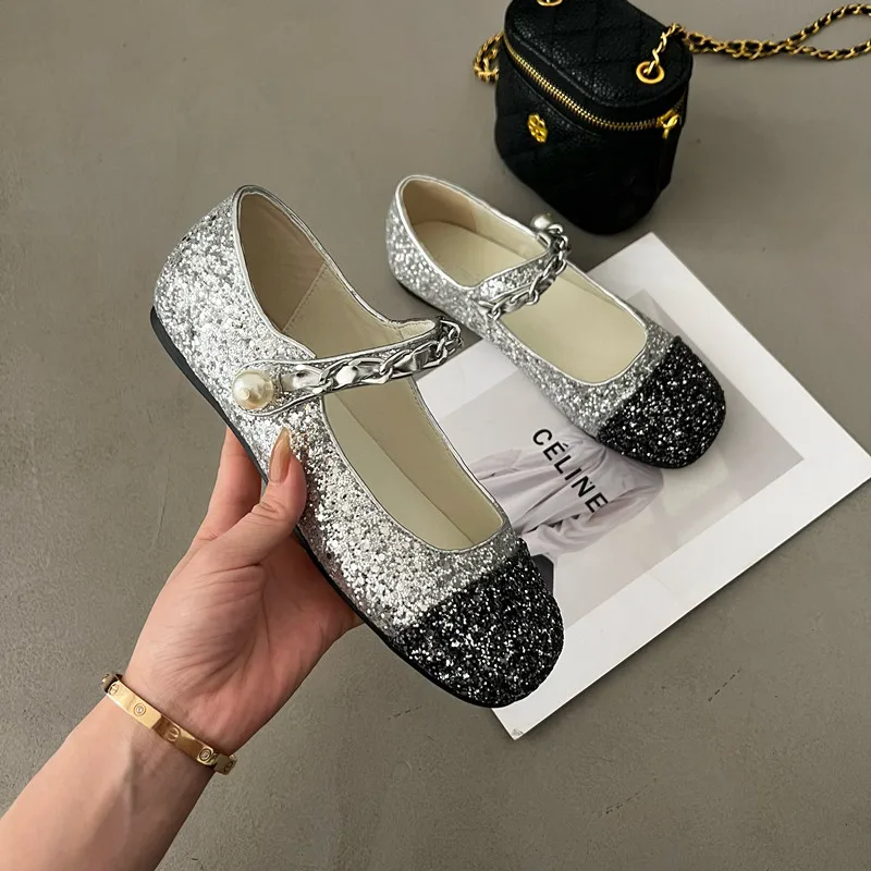 Mary Janes Shoes Women 2023 New Spring Autumn Pearl Buckle Round Toe Breathable Comfortable Ladies Luxury Kawaii Flats Shoes
Mary Janes Shoes Women 2023 New Spring Autumn Pearl Buckle Round Toe Breathable Comfortable Ladies Luxury Kawaii Flats Shoes