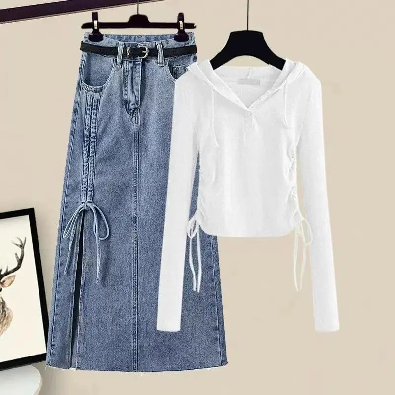 Spring and Summer Suit Women's 2023 New Large Size Women's Hooded Drawstring Slim Fit Top Denim Skirt Two Piece Set Fashion
Spring and Summer Suit Women's 2023 New Large Size Women's Hooded Drawstring Slim Fit Top Denim Skirt Two Piece Set Fashion