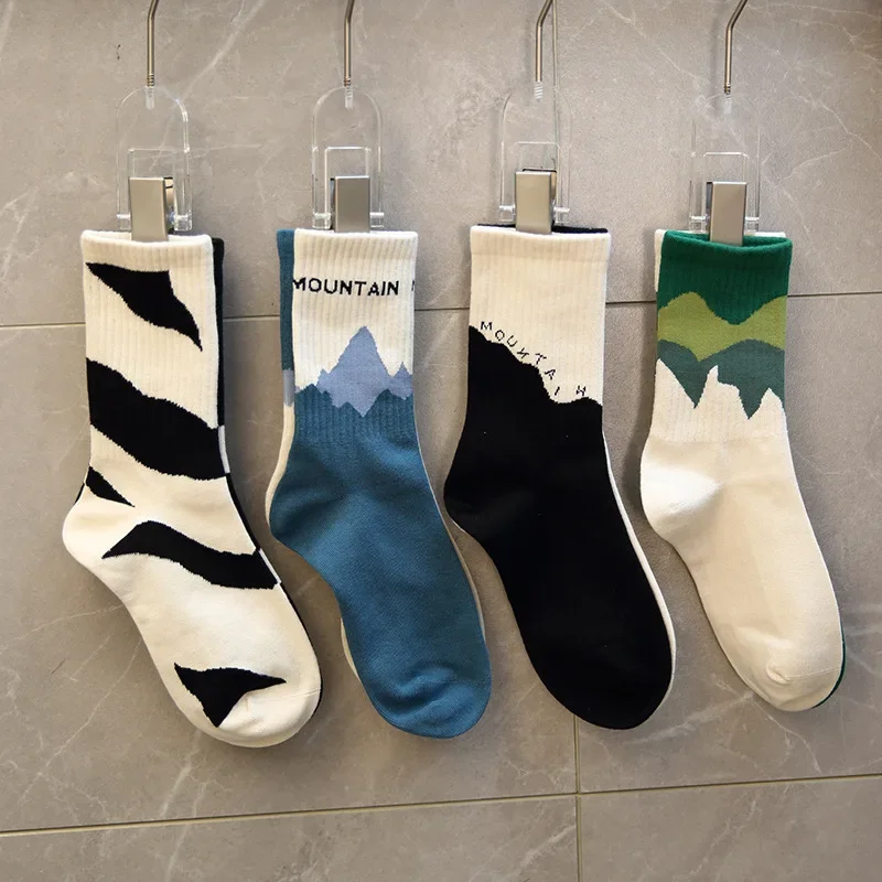 Fashion Style Men Socks Asymmetrical Pattern Street Skateboard Man Sock Breathable Asymmetric Personality Creative Sports Style
Fashion Style Men Socks Asymmetrical Pattern Street Skateboard Man Sock Breathable Asymmetric Personality Creative Sports Style