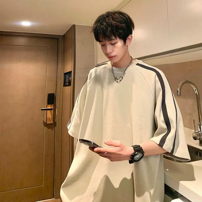Korean heavy striped t shirt Harajuku men and women trendy short sleeved loose casual oversize half-sleeved T-shirt trendy y2k
Korean heavy striped t shirt Harajuku men and women trendy short sleeved loose casual oversize half-sleeved T-shirt trendy y2k
