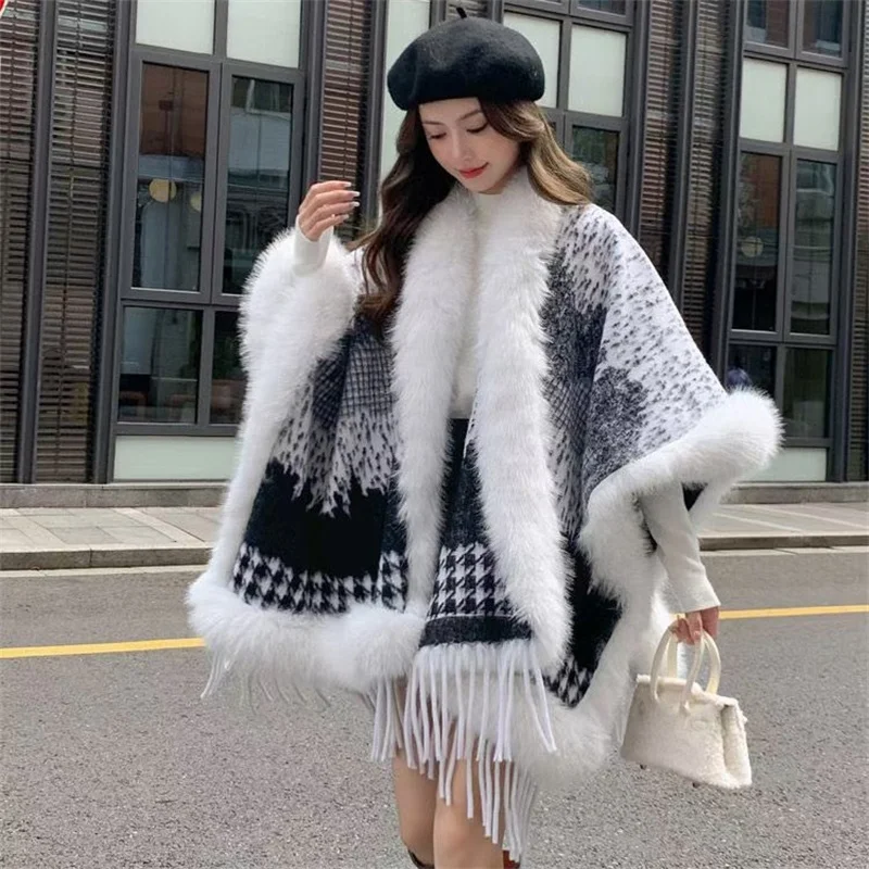 

Women Loose Faux Fur Ball Out Street Wear Winter Warm Cardigan Shawl Cape Oversize Lining Velvet Cloak Overcoat Poncho