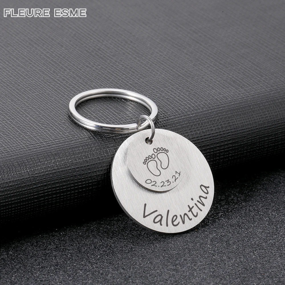 Брелок для ключей с именем младенца, Круглый аксессуар для ключей с датой рождения новорожденного в памятном стиле, подарок для мамы