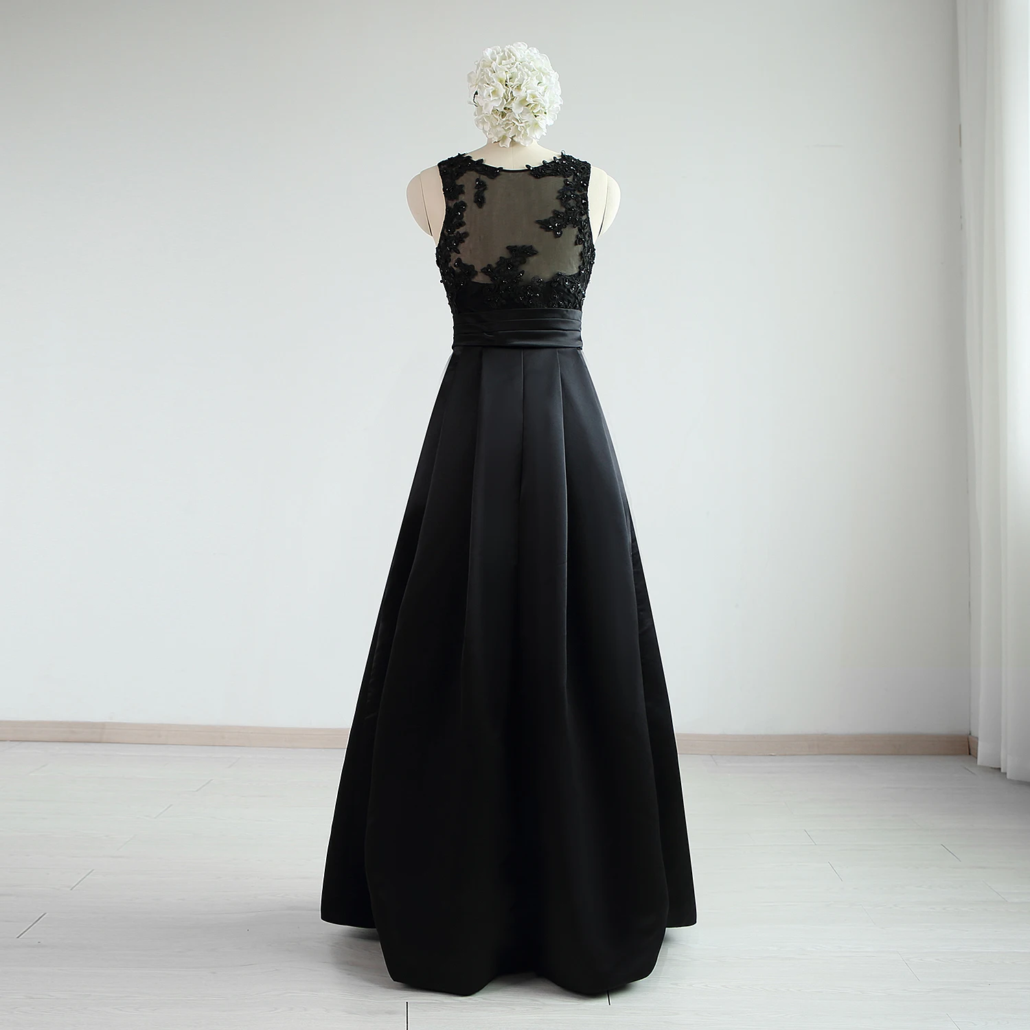 Lace Beaded Black Satin Sleeveless Floor Length A-Line Bridal Gown Mom Gown Custom
Lace Beaded Black Satin Sleeveless Floor Length A-Line Bridal Gown Mom Gown Custom