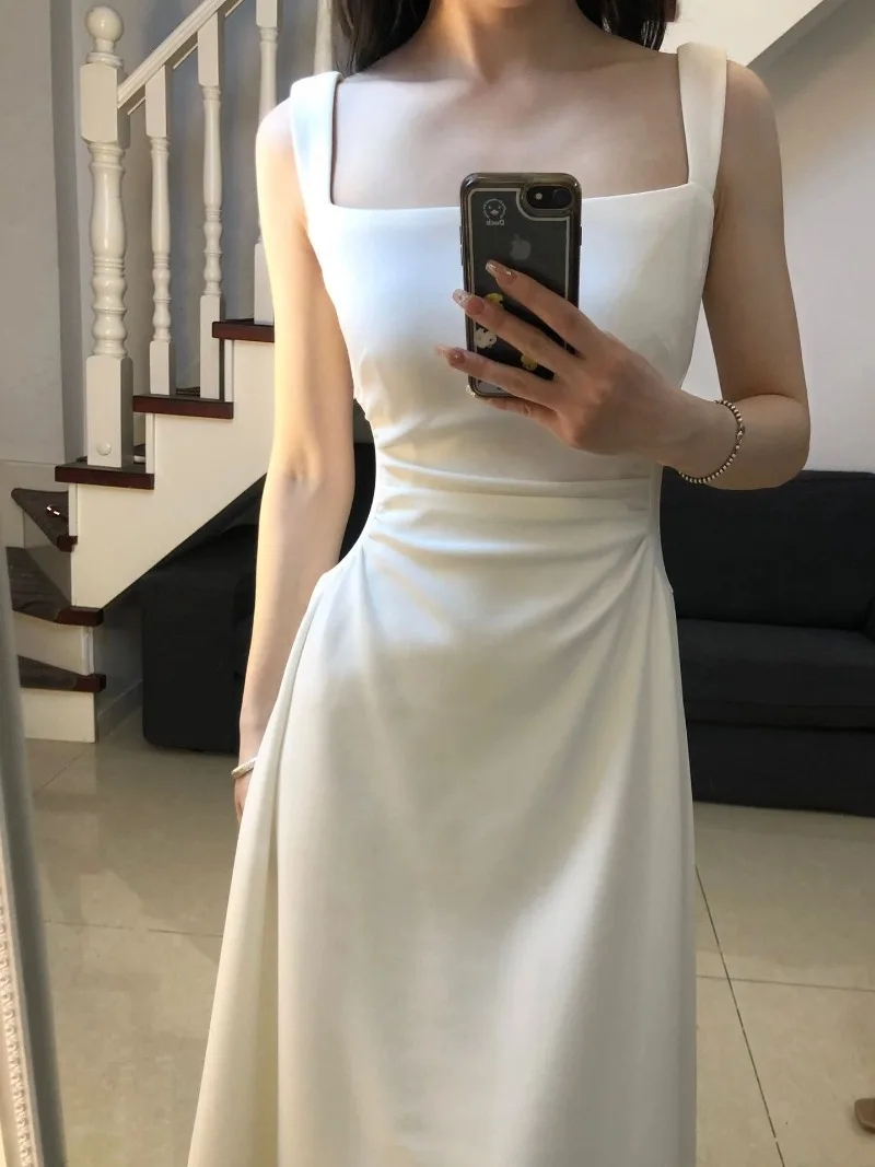 French Black Spaghetti Strap Female Dresses Spring Summer Slim Waist Elegant Evening Women's Dresses Korean Sleeveless Dress Y2k
French Black Spaghetti Strap Female Dresses Spring Summer Slim Waist Elegant Evening Women's Dresses Korean Sleeveless Dress Y2k