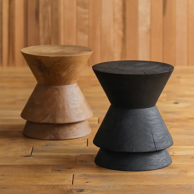 Solid wood pier creative round B&B decoration simple tree pile stool coffee table do old retro special-shaped edge a few.
Solid wood pier creative round B&B decoration simple tree pile stool coffee table do old retro special-shaped edge a few.