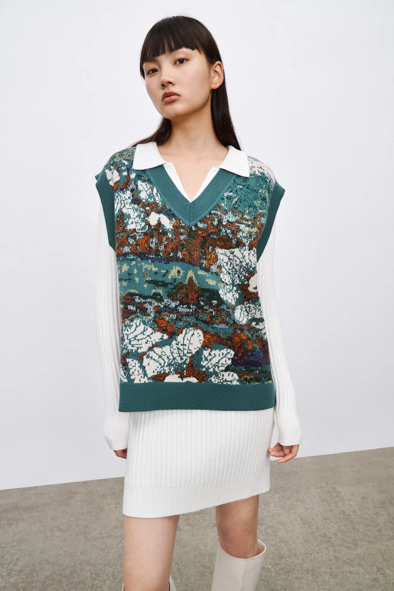 Ethereal 2024 new style of Women's casual slouchy V-neck sleeveless sweater knit vest
Ethereal 2024 new style of Women's casual slouchy V-neck sleeveless sweater knit vest