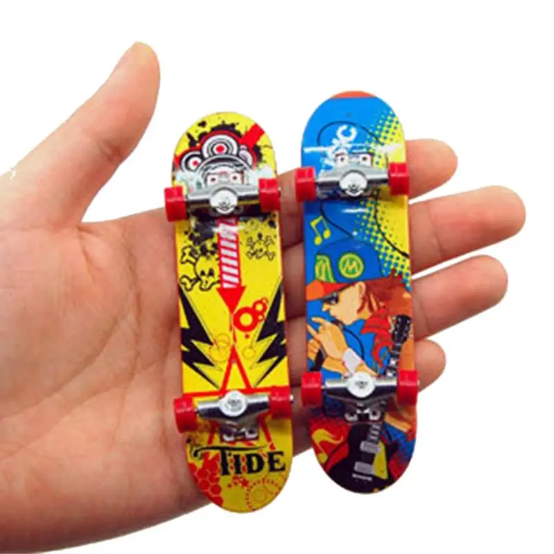 

Mini Printed Mini Finger Skateboard Tech Truck Skateboards Alloy Stent Party Favors Gift Creative Flexible Finger Toy for Kids