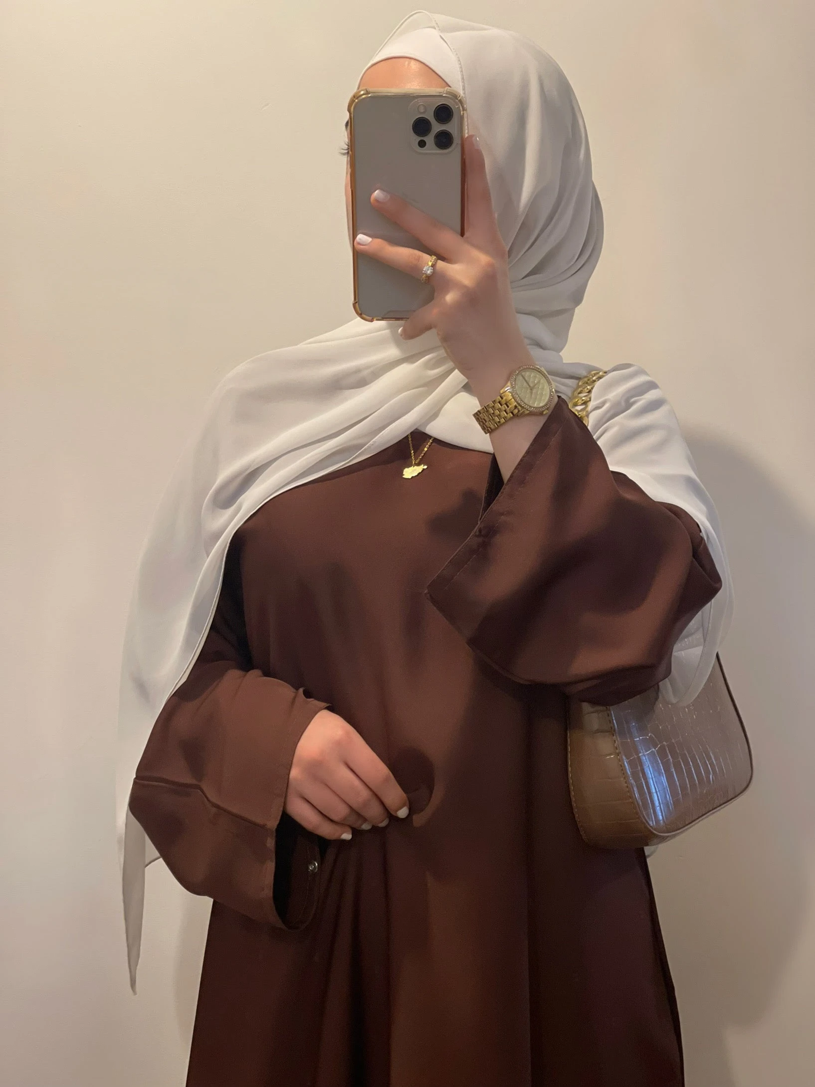 Muslim Fashion Satin Closed Abaya Dubai Silky Hijab Dress Flare Sleeve Abayas for Women Turkey Ramadan Eid Islam African Clothes
Muslim Fashion Satin Closed Abaya Dubai Silky Hijab Dress Flare Sleeve Abayas for Women Turkey Ramadan Eid Islam African Clothes