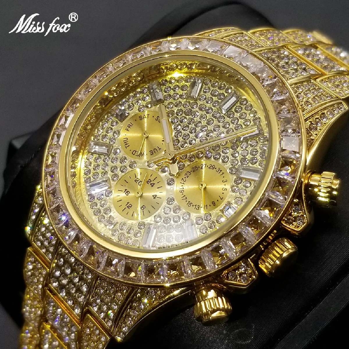 New Top Brand Luxury Men's Watch Full diamond 30M Waterproof Clock Male Iced Out Watches Quartz Wristwatch Relogio Masculino
New Top Brand Luxury Men's Watch Full diamond 30M Waterproof Clock Male Iced Out Watches Quartz Wristwatch Relogio Masculino