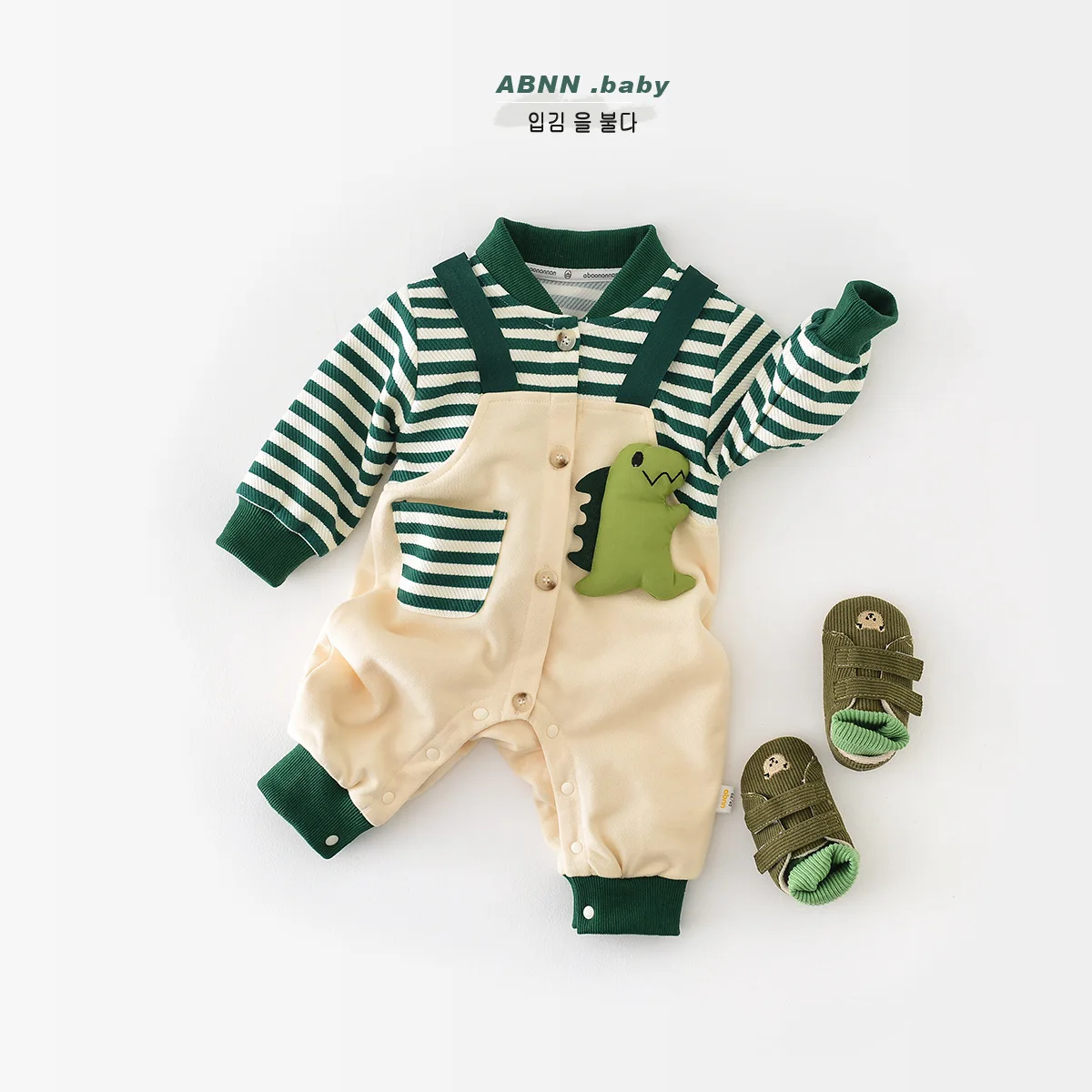 Newborn baby connective clothing baby autumn long-sleeved dinosaur doll climbing and fake two pieces 0-3 years old baby romper
Newborn baby connective clothing baby autumn long-sleeved dinosaur doll climbing and fake two pieces 0-3 years old baby romper