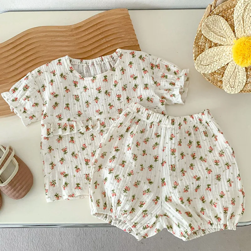 Summer Toddler Baby Girl Clothes Suit Short Sleeved Cotton Printed T-shirt+Shorts 0-3Yrs Infant Baby Girls Clothing Set 
Summer Toddler Baby Girl Clothes Suit Short Sleeved Cotton Printed T-shirt+Shorts 0-3Yrs Infant Baby Girls Clothing Set