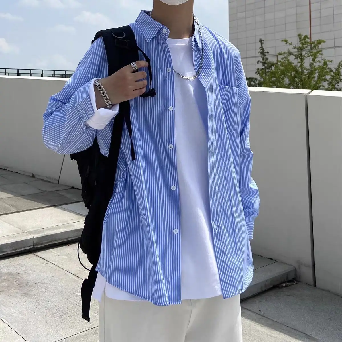 2024 New Men Spring Autumn Lapel Button Shirts Male Loose Printed Striped Shirt Men's Clothing Long Sleeve Casual Blouses D02
2024 New Men Spring Autumn Lapel Button Shirts Male Loose Printed Striped Shirt Men's Clothing Long Sleeve Casual Blouses D02