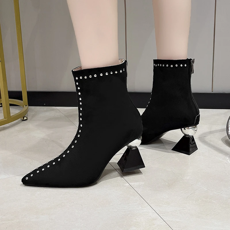 Women Ankle Sexy High Heels Shoes Suede Chunky Chelsea Boots Winter New Zipper Party Mujer Boots Fashion Pointed Toe Botas
Women Ankle Sexy High Heels Shoes Suede Chunky Chelsea Boots Winter New Zipper Party Mujer Boots Fashion Pointed Toe Botas