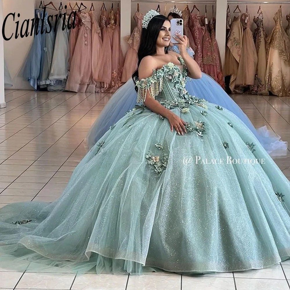 Quinceanera Dresses Off The Shoulder Appliques Vestidos De 15 Formal Elegent Princess Party Dress Sweet Ball Gown
Quinceanera Dresses Off The Shoulder Appliques Vestidos De 15 Formal Elegent Princess Party Dress Sweet Ball Gown