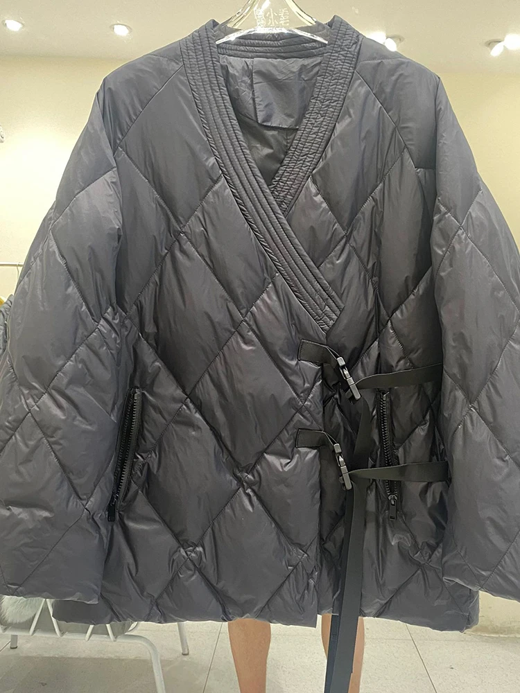 FMFSSOM Winter Women Jacket 90% White Duck Down Coat Long sleeve V-Neck Argyle Casual Jacket Covered Button Warm Snow Out Wear 
FMFSSOM Winter Women Jacket 90% White Duck Down Coat Long sleeve V-Neck Argyle Casual Jacket Covered Button Warm Snow Out Wear