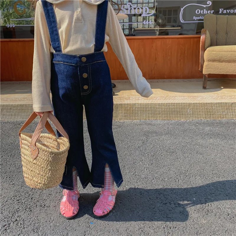 Джинсы на подтяжках для девочек, модные джинсы с разрезом в Корейском стиле, детская одежда, новинка весны 2022, джинсовые комбинезоны для девочек, одежда для маленьких девочек 
Джинсы на подтяжках для девочек, модные джинсы с разрезом в Корейском стиле, детская одежда, новинка весны 2022, джинсовые комбинезоны для девочек, одежда для маленьких девочек