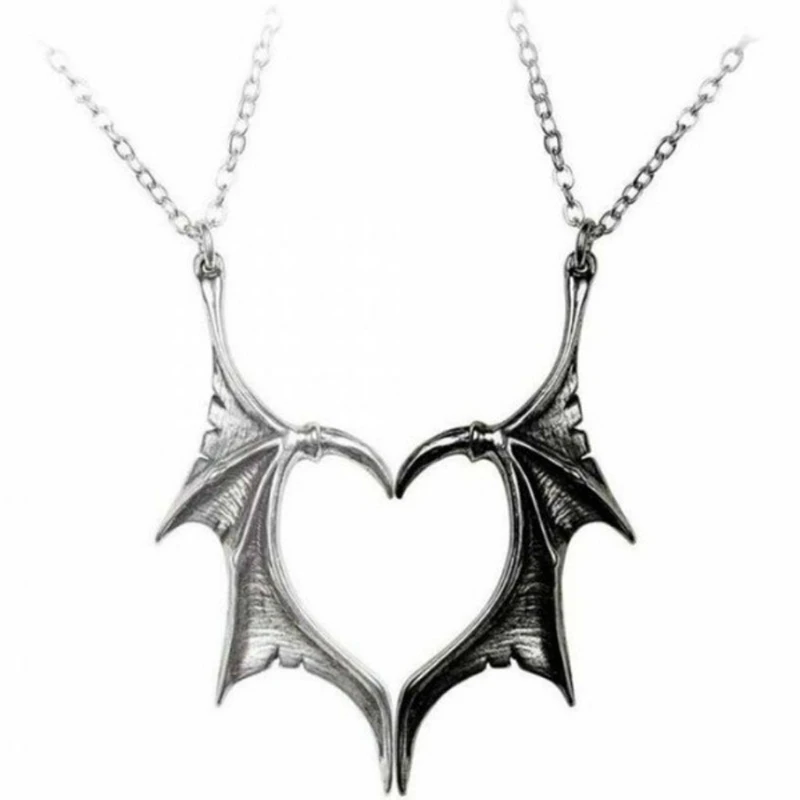 2 Pcs/Set Exquisite Bat Wing Heart Couple Necklace Heart Wing Pendant Necklace Set Jewelry Decoration Gift for Girl Boy
2 Pcs/Set Exquisite Bat Wing Heart Couple Necklace Heart Wing Pendant Necklace Set Jewelry Decoration Gift for Girl Boy