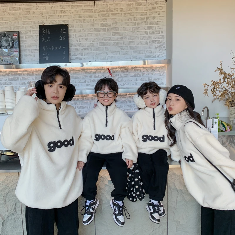 Oversize Family Outerwear Coat for Mum Dad Kids Winter Warm Pullover Top for Girls and Boys Kids Clothes Family Matching Outfit
Oversize Family Outerwear Coat for Mum Dad Kids Winter Warm Pullover Top for Girls and Boys Kids Clothes Family Matching Outfit