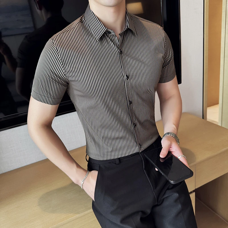 

Рубашка мужская приталенная с коротким рукавом, брендовая одежда, модная полосатая повседневная с вышивкой, большие размеры 3XL-M, на лето